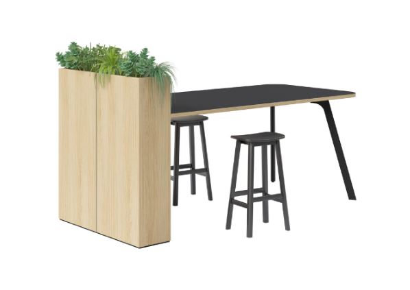 THE TORO HIGH GARDEN BAR