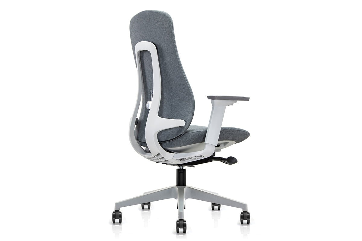MACAW ERGONOMIC FABRIC CHAIR