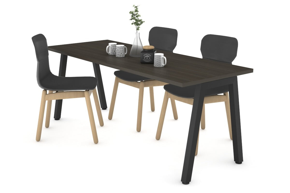 QUADRO A LEGS TABLE IN BLACK