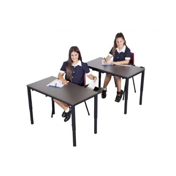 STUDENT DESK
