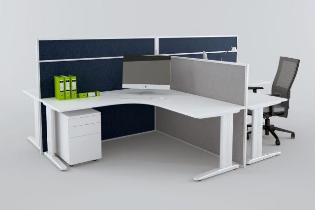 FORME DESK HUNG AND FLOOR STANDING SCREENS IN WHITE