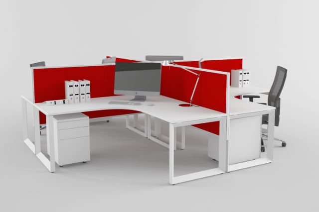 CORNER WORKSTATIONS AND DIAMOND DESKS