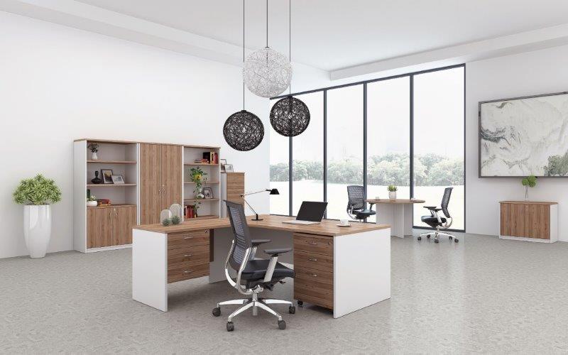 OM EXECUTIVE DESKS & STORAGE
